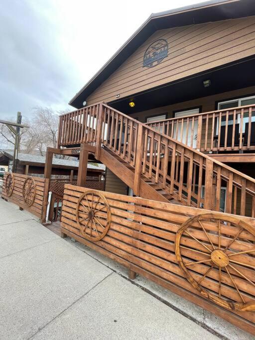 Parkway Yellowstone Guest House Apartment #3 Gardiner Eksteriør billede