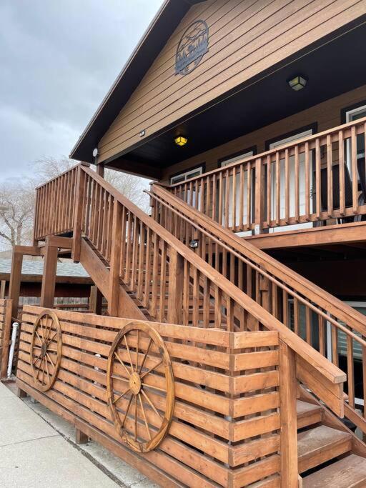 Parkway Yellowstone Guest House Apartment #3 Gardiner Eksteriør billede